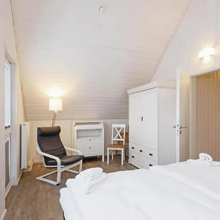 Nice In Ostseeresort With Kitchen Prázdninový dům Olpenitz